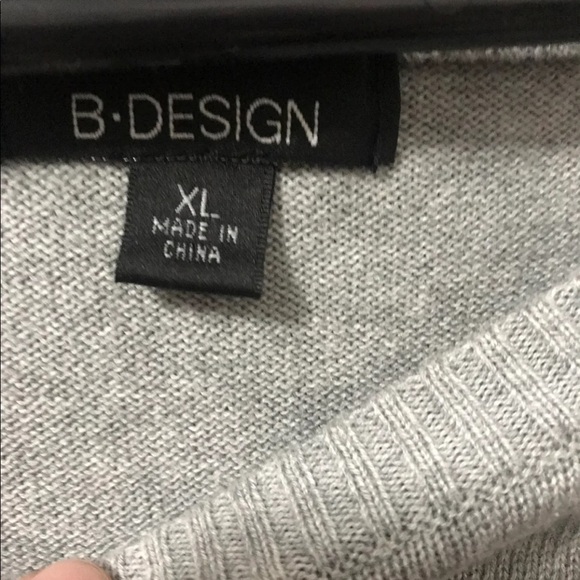 French Bulldog Sweater fits like a large - Picture 2 of 2